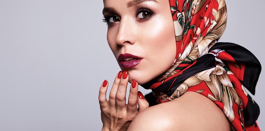 Foulards e poi: gli accessori moda che fanno il look