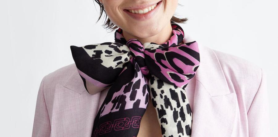 foulards-e-poi-gli-accessori-moda-che-fanno-il-look-01